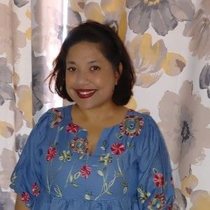 Meet your Posher, Alicia